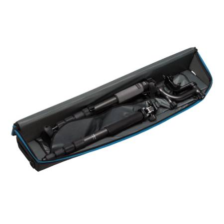 Tenba Triangular Tripak TTP46 - twardy futerał/pokrowiec/torba na statyw, transportowa, 117cm - przykład użycia